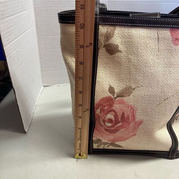 MAXX New York Floral Handbag Cream & Pink - Picture 7 of 12